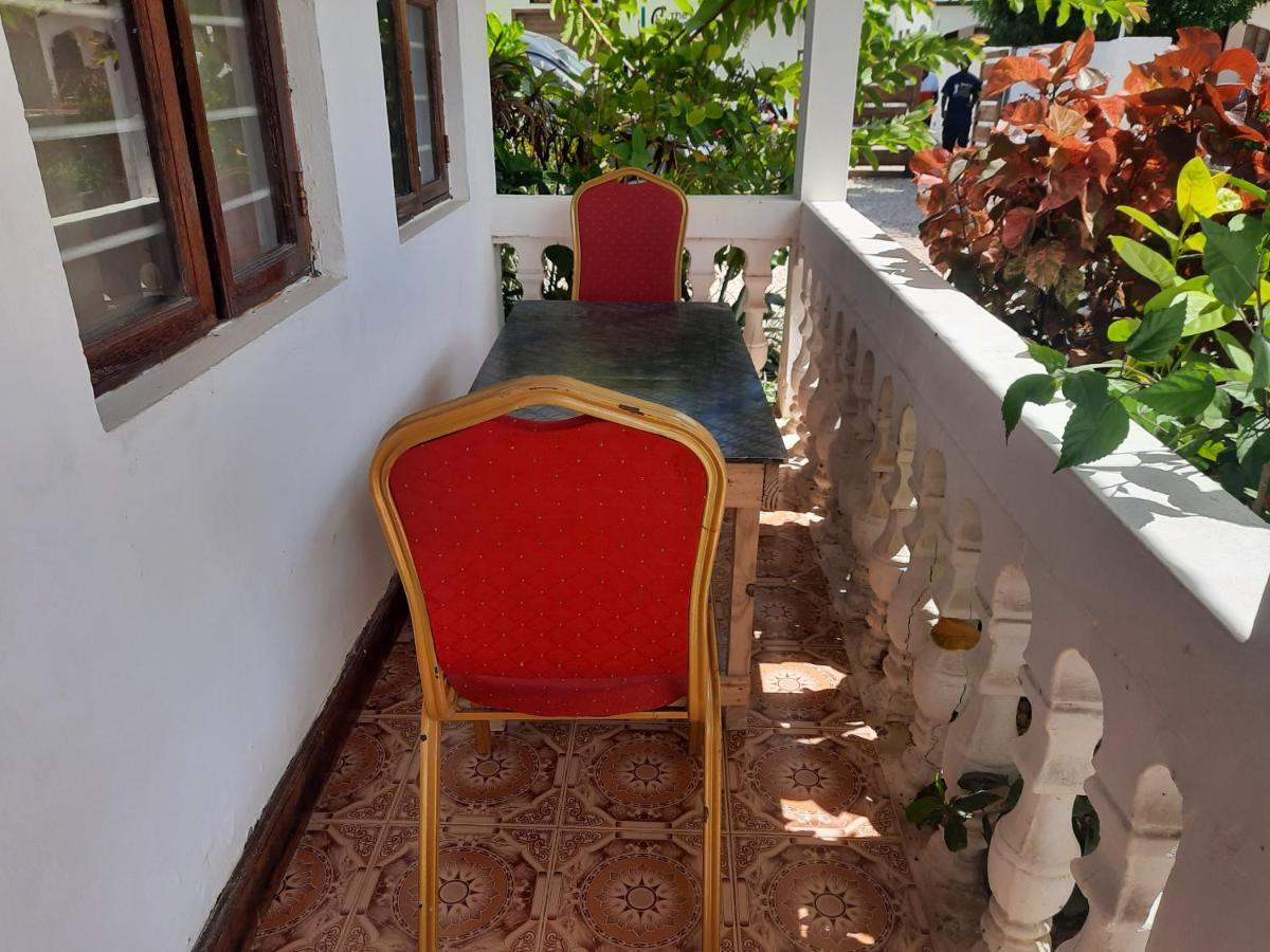 Ames Nungwi Bed & Breakfast Rom bilde